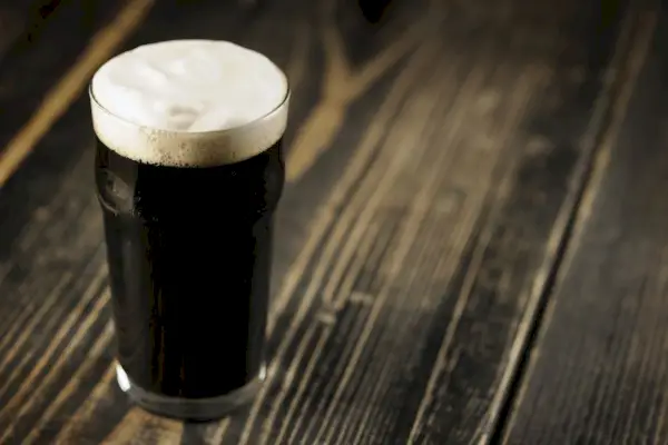 Alles, was Sie über Milk Stout wissen müssen und 7 zum Probieren