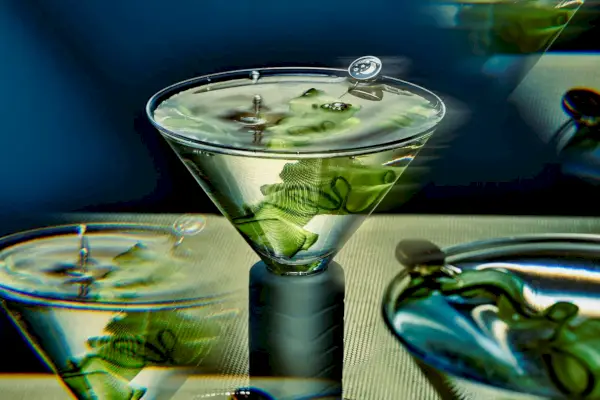 19 einfache Cocktails, die Sie zubereiten können, wenn Sie den größten Teil Ihrer Energie darauf verwendet haben, das Abendmenü herauszufinden