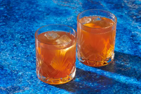21 receptů na koktejly whisky pro každého nadšence