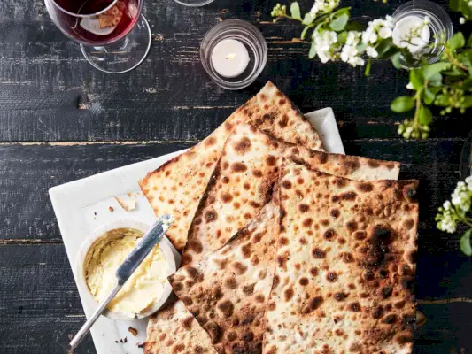 Matzo au beurre de raifort
