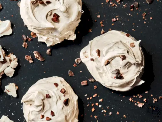 Meringues aux éclats de cacao sans gluten