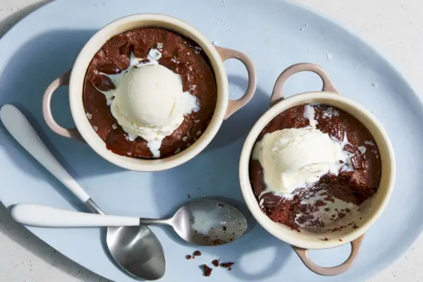 Brownies ze vzduchové fritézy se zmrzlinou