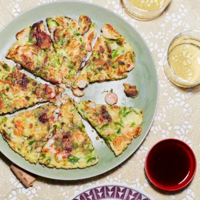 Haemul Pajeon (koreanischer Meeresfrüchte-Pfannkuchen)
