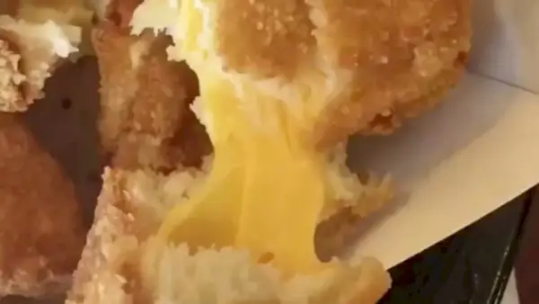Pessoas em Nebraska estão comendo sanduíches de queijo grelhado e frito como se não fosse grande coisa