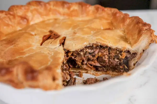 Aussie Meat(less) Pie