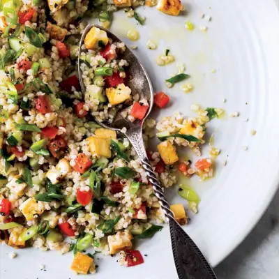 Gebratenes Tofu-Tabouleh