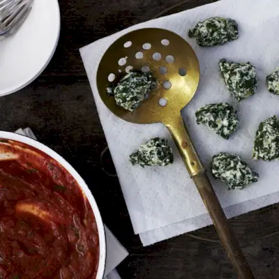 Ravioli Nudi in Tomatensauce
