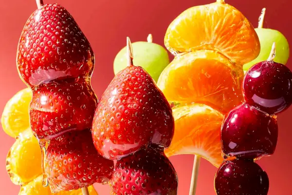 Tanghulu (brochetas de frutas confitadas)