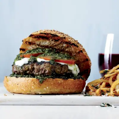 Hamburger Caprese