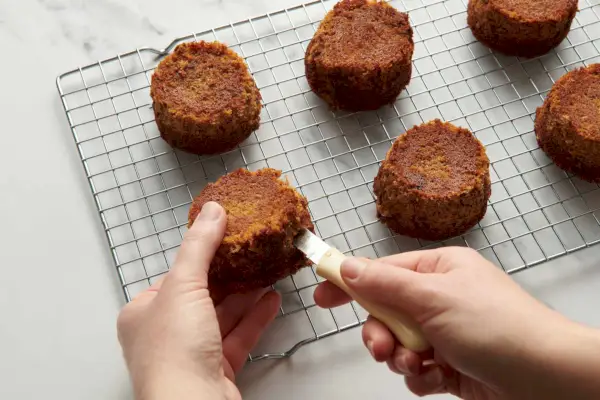 Recept na lepkavý karamelový puding