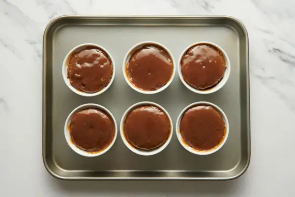Recept na lepkavý karamelový puding