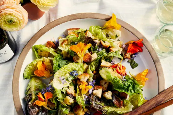18 saladas de primavera brilhantes que amamos