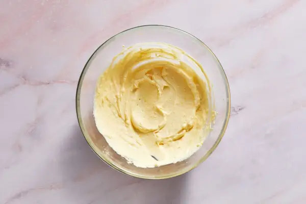 Kolachen mit Kirschen und Frischkäse