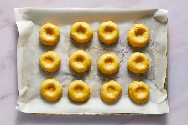 Kolachen mit Kirschen und Frischkäse