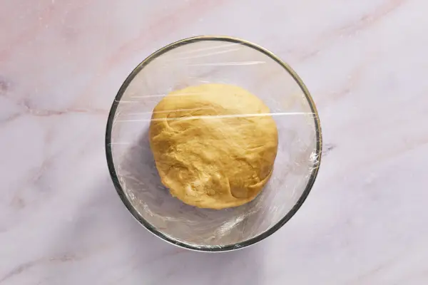Kolachen mit Kirschen und Frischkäse
