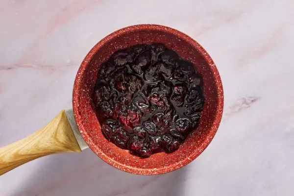 Kolachen mit Kirschen und Frischkäse