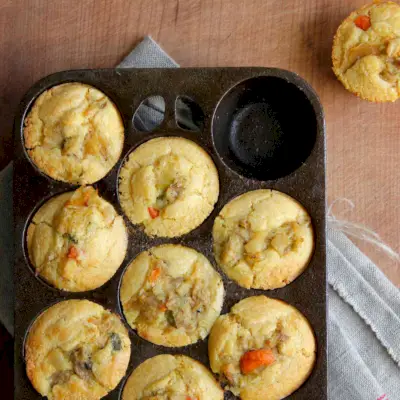 Kuřecí hrnkový koláč Kukuřičné muffiny