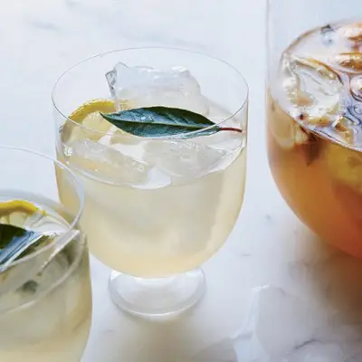 Limonade dure au citron rôti et aux feuilles de laurier