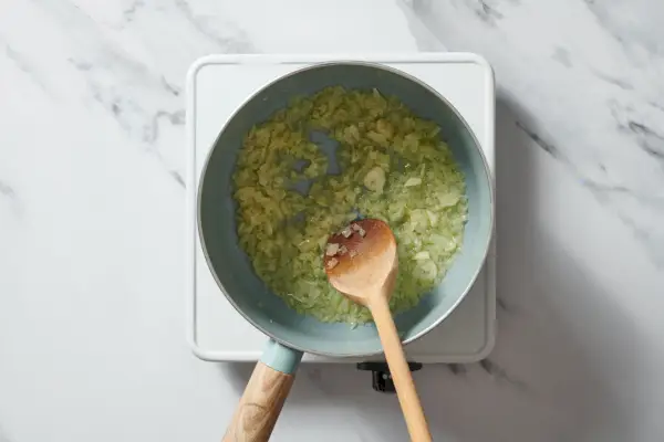 Recept na hedvábnou cuketovou polévku
