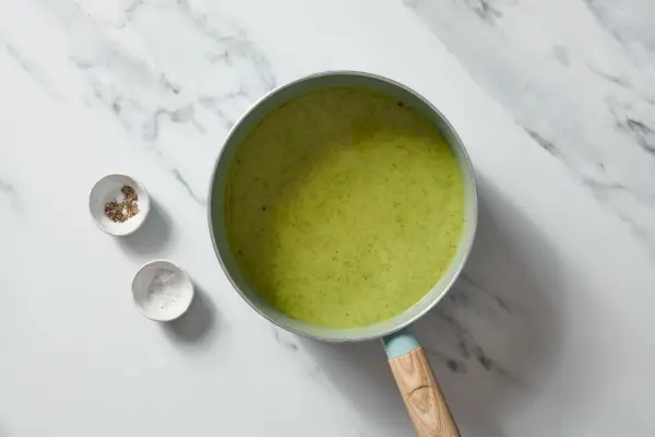 Recept na hedvábnou cuketovou polévku