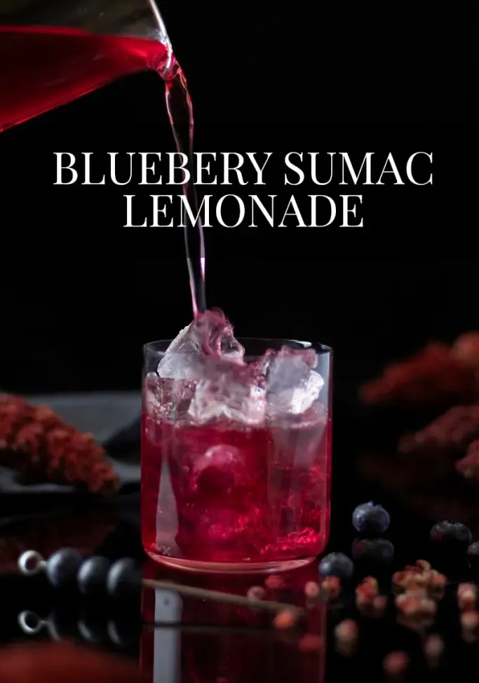 Cocktail foraggiati: limonata alle bacche di sommacco