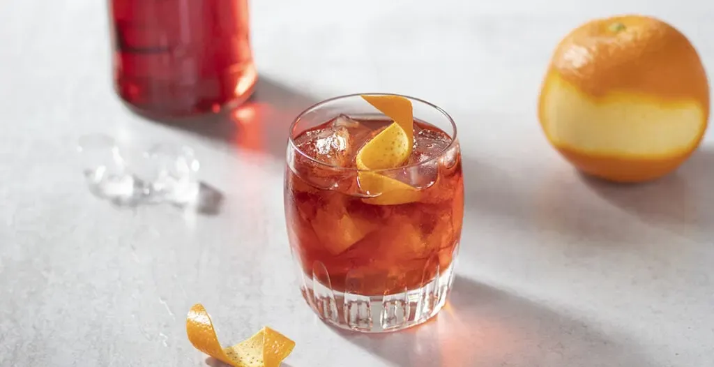 完璧なネグローニ カクテルの作り方