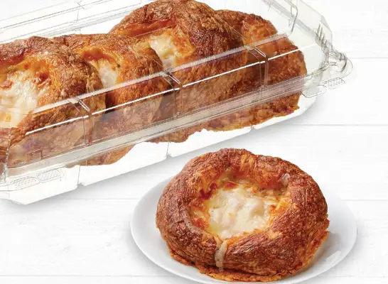 Estos queridos pasteles de desayuno están de vuelta en Costco's Bakery