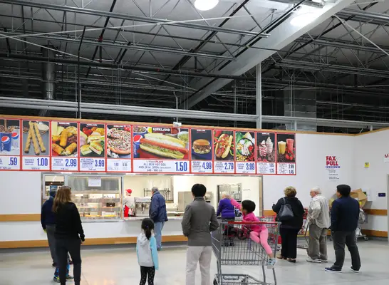 Costco właśnie przyniósł tę ukochaną opcję lunchu na kursie żywności