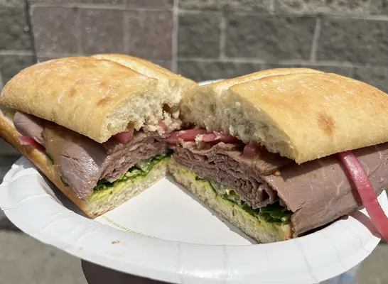 Costco definisce già il controverso arrosto -sandwich?