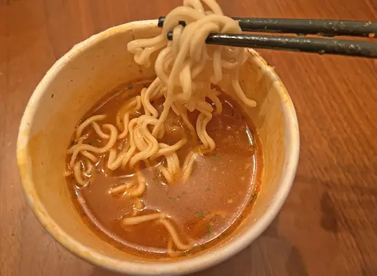 J'ai essayé 8 timbres instantanés de ramen