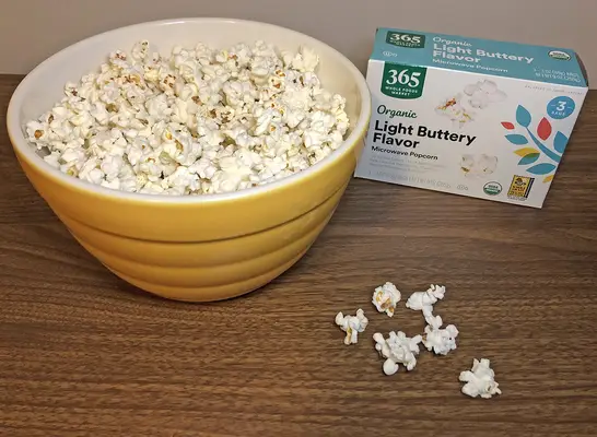 Vyzkoušel jsem 9 mikrovlnných popcorn