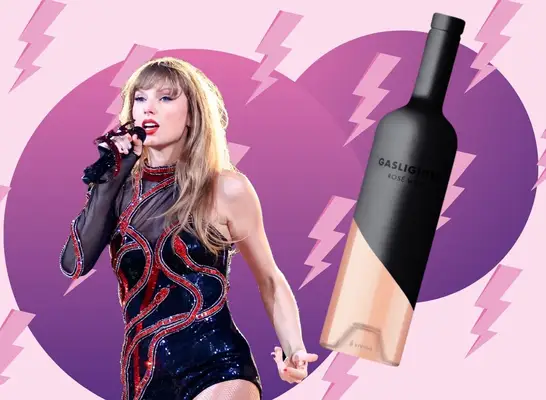 Taylor Swift는이 저렴한 장미를 마신다. 그리고 팬들은 미친 듯이