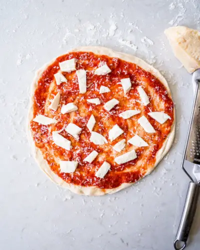 Come stendere l'impasto della pizza