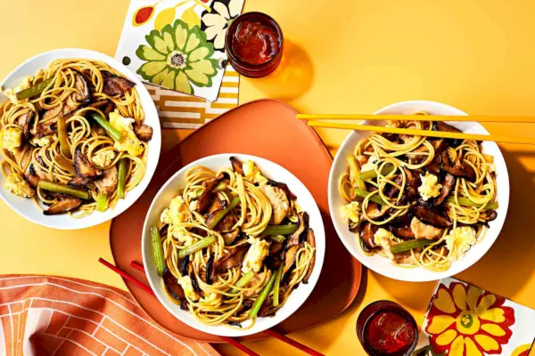 18 receptů na houby shiitake, které rozpoutají umami