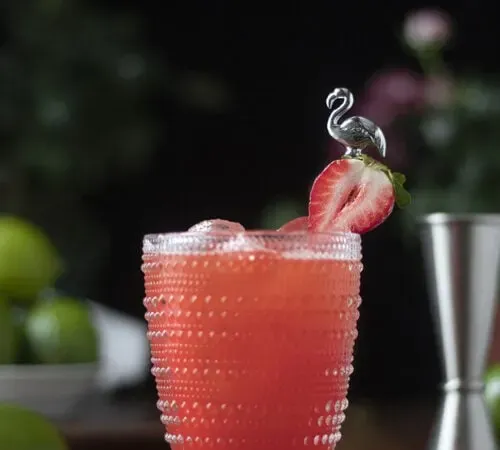 ricetta-cocktail-fragola-frutto-della-passione-margarita-02' title=