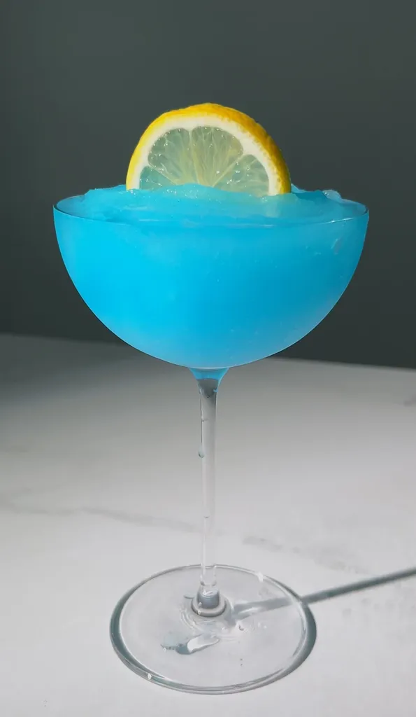 Jak zrobić Blue Curacao w domu' title=