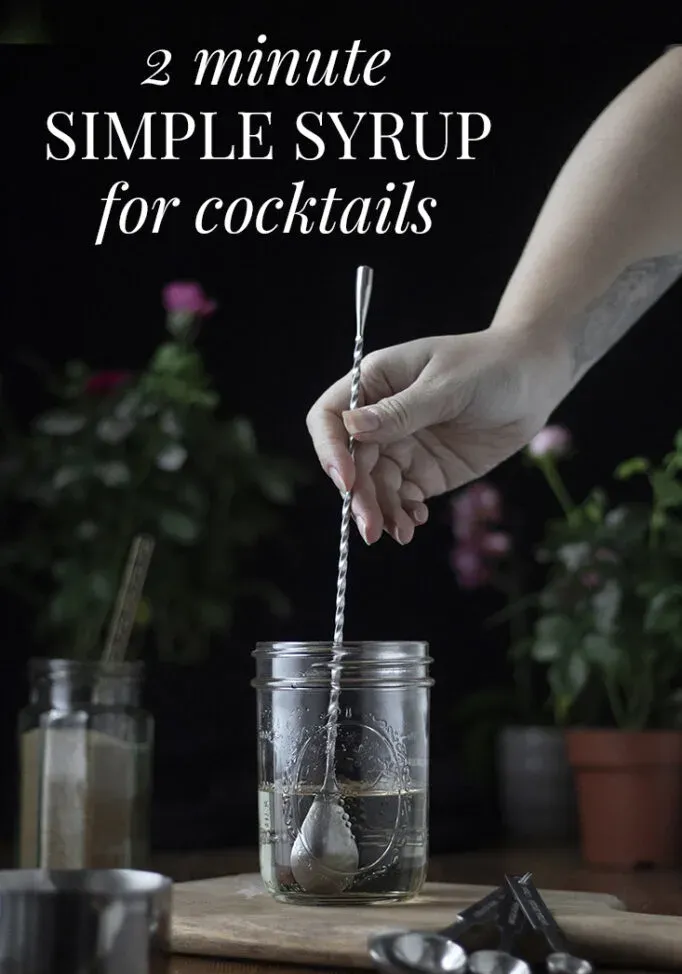 Receta de almíbar simple para cócteles en 2 minutos' title=
