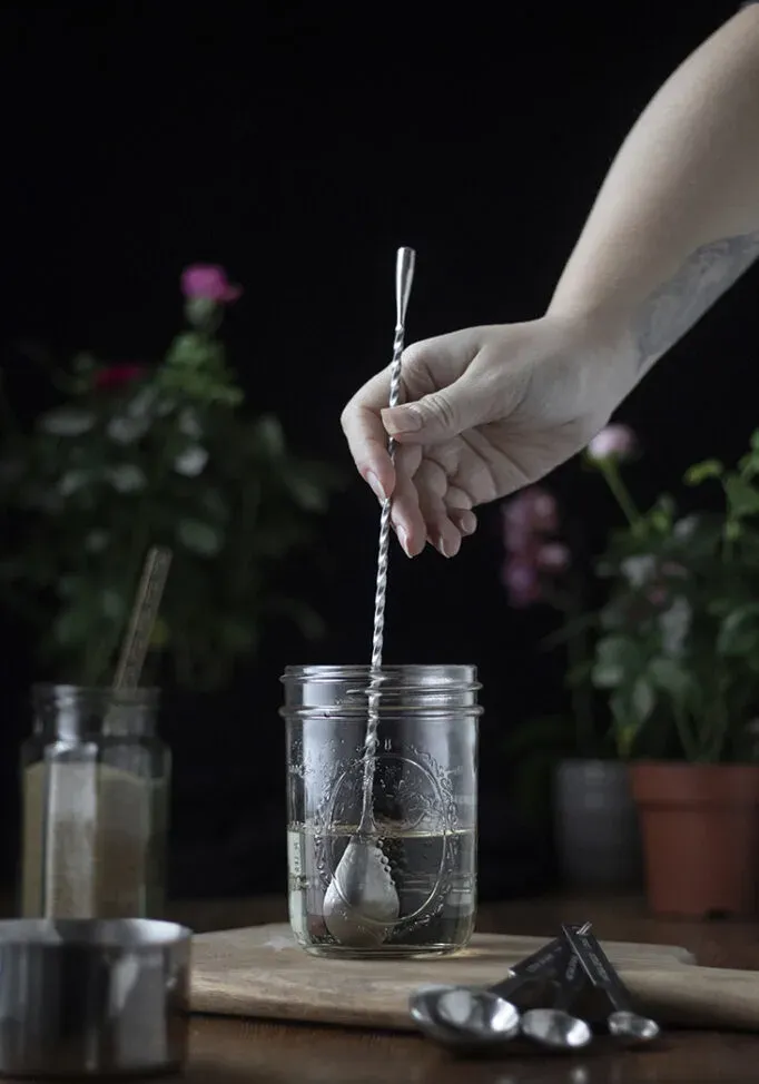 como-hacer-almíbar-simple-para-cocteles-05' title=