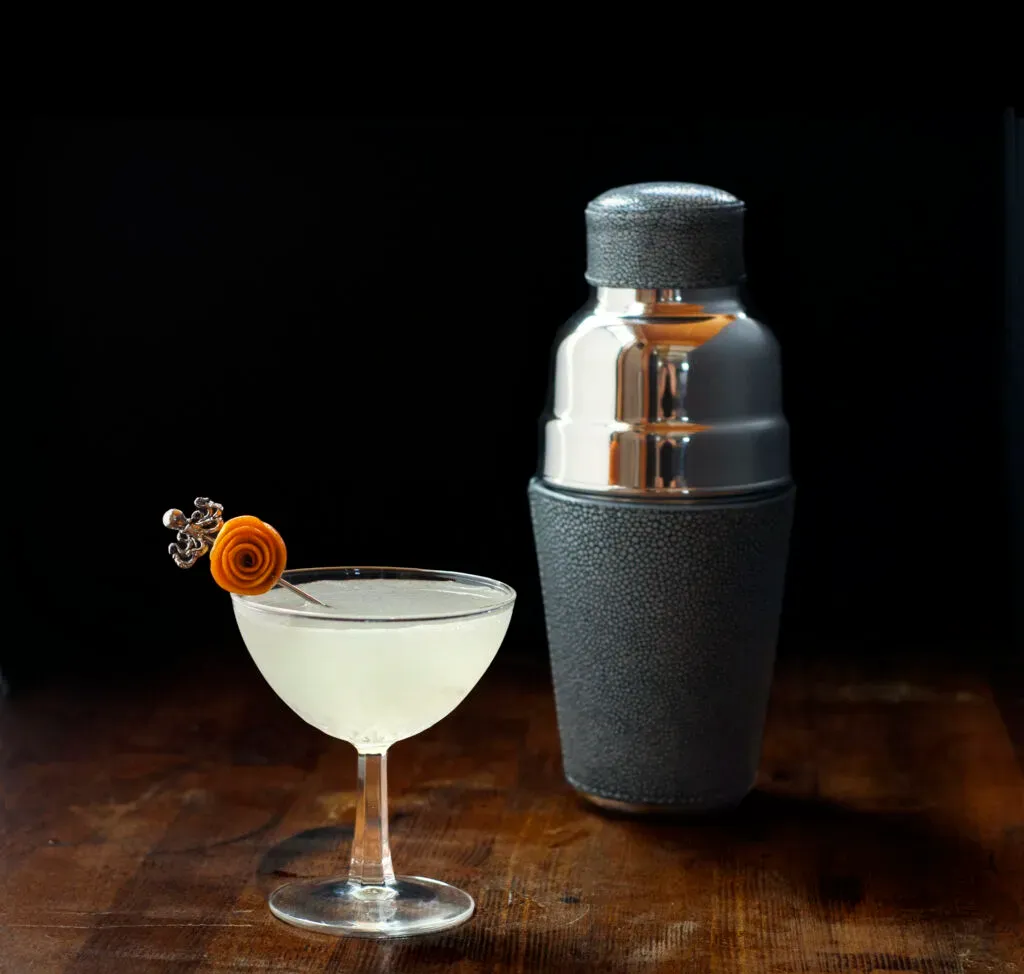 Koktejl mrtvých (Mezcal Cocktail)