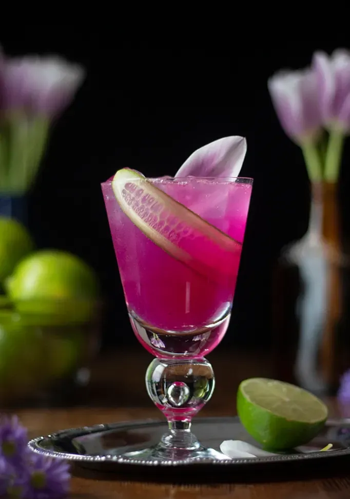 Limeade ogórkowa ze smoczych owoców