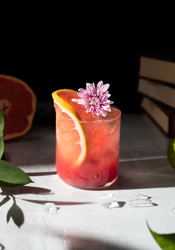 Winter Sun (Grapefruit-Granatapfel-Mocktail)