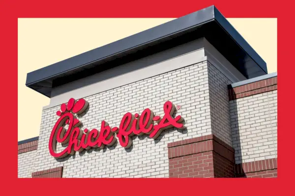 תפריט הקיץ של Chick fil A כולל כריך חדש והחזרה של משקה אהוב על האוהדים