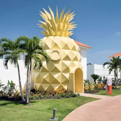 スポンジ・ボブのパイナップルハウスをレンタルできます