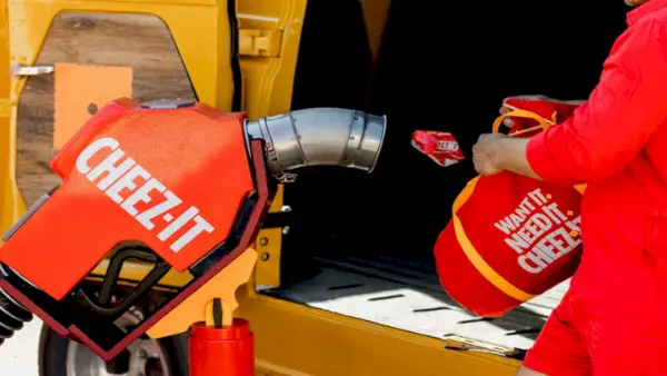 Cheez It otevírá čerpací stanici s čerpadlem pro výdej sušenek