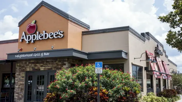 Notoryczna 1 dolarówka powraca do Applebee’s