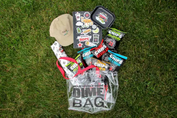 La 'Deliciously Dope Dime Bag' di Jimmy John è arrivata - giusto in tempo per il 20/4