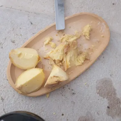 Desperackie poszukiwania Casu Marzu, nielegalnego sera larwowego na Sardynii