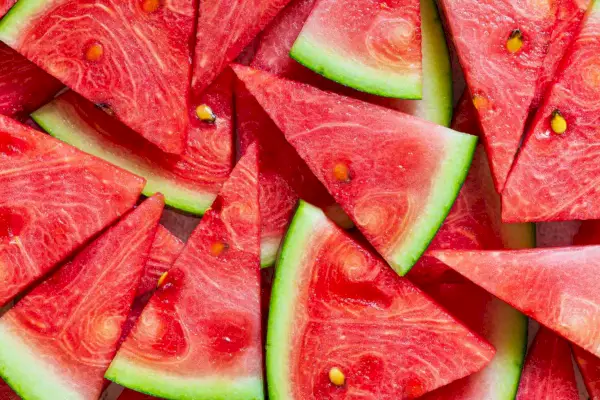 Por que você precisa estar atento à espuma e à explosão de melancias neste verão