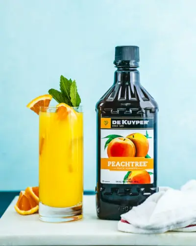 Coquetéis de schnapps de pêssego
