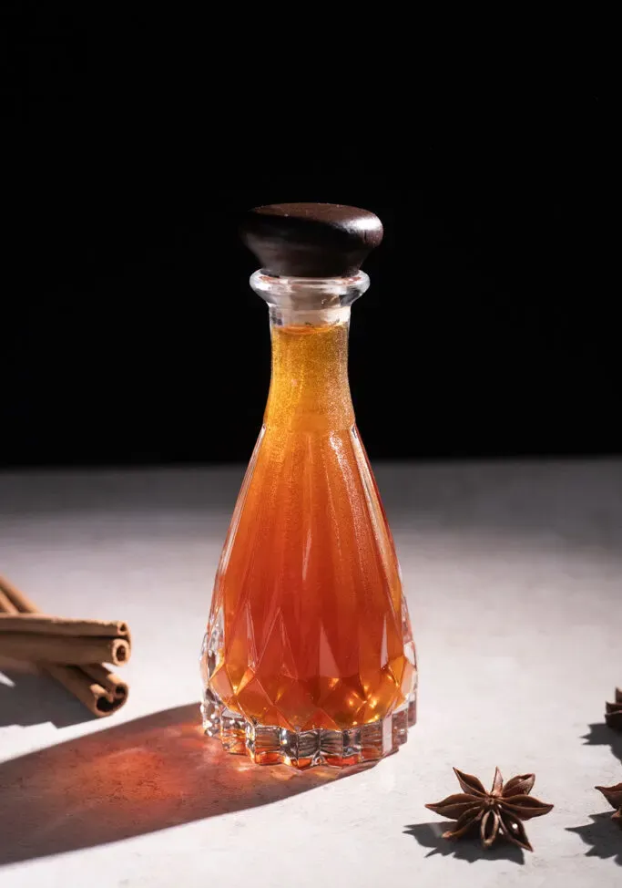 차이 슈가시럽 레시피(차 또는 향신료 포함)